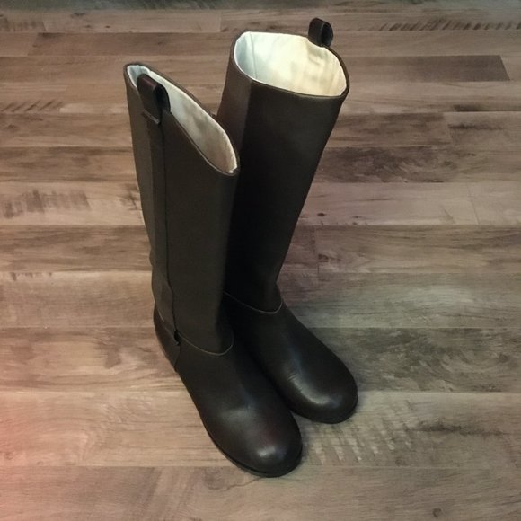 Tall Brown Leather and Canvas Equestrian Boots - Picture 5 of 16